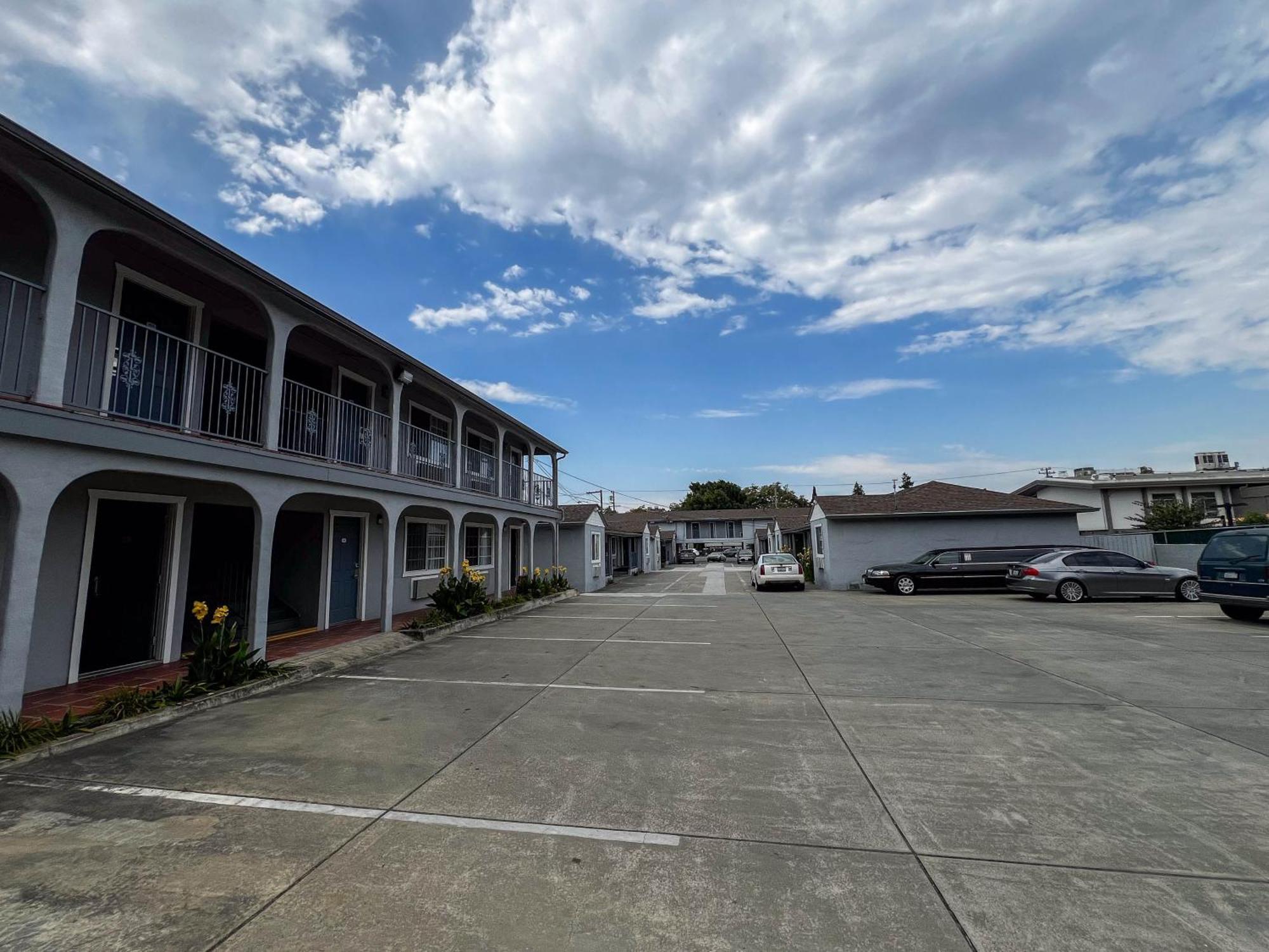 Deluxe Inn Hayward Luaran gambar